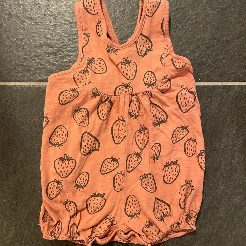 Rylee + Cru strawberry romper, size 12-18 months